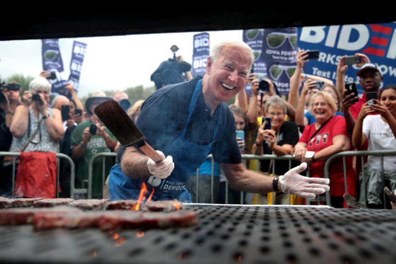 Trump, Biden race to
