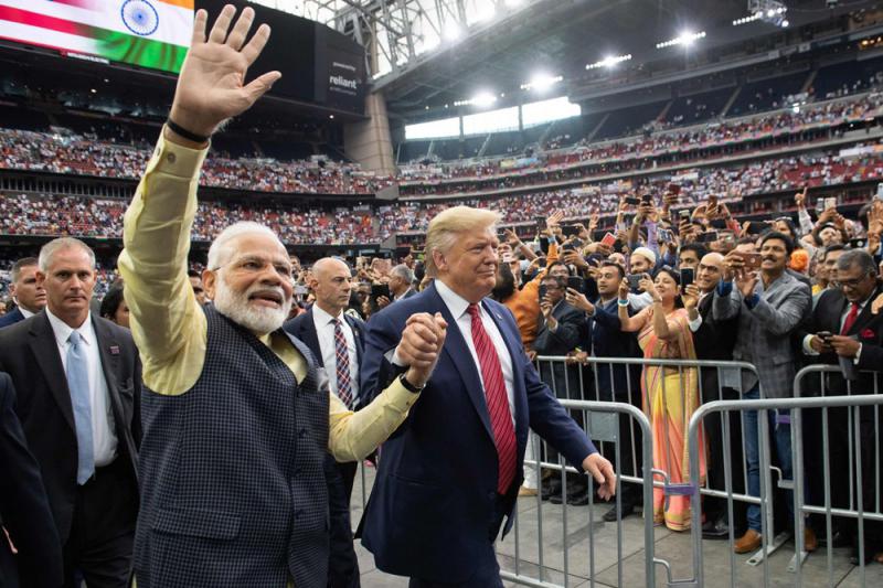 Trump shows off US-I